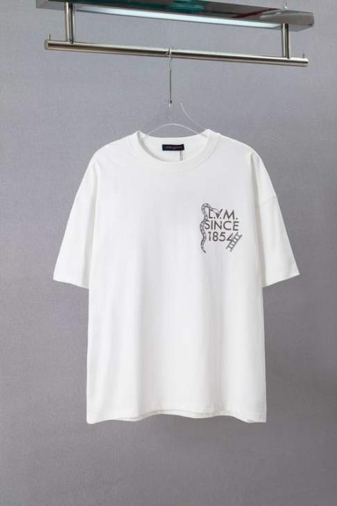 Picture of Louis Vuitton T Shirts Short _SKULVS-XLqqtxQ2177211